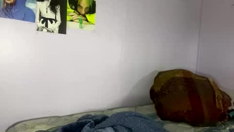 Lily online show from April 7, 11:54 am