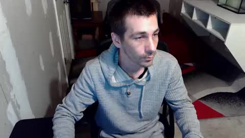 l1v1nth3dr3am online show from May 5, 6:27 pm