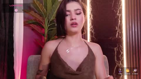 Snapshot of la_diabla_111_ chatting on November 1, 8:00 pm Karime online show from November 1, 8:00 pm