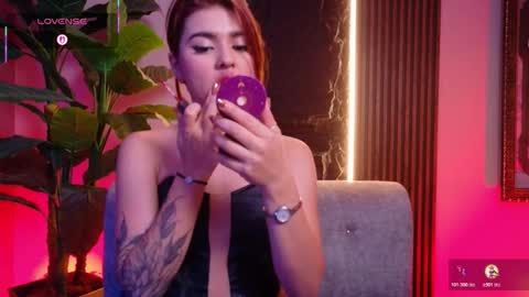 Snapshot of la_diabla_111_ chatting on November 30, 1:48 pm Karime online show from November 30, 1:48 pm