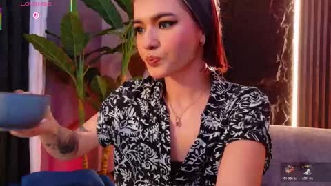 Snapshot of la_diabla_111_ chatting on January 5, 8:23 pm Karime online show from January 5, 8:23 pm