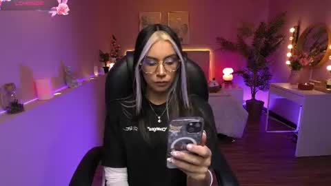 T A T I A N A online show from July 17, 12:23 pm