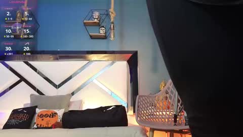 Cris  online show from October 20, 10:59 am