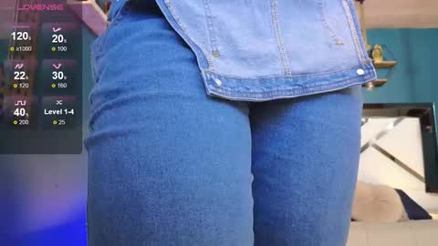 Cris  online show from December 5, 11:19 am