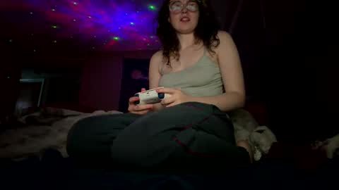 lacedinsin online show from April 11, 3:33 am