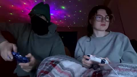 lacedinsin online show from April 15, 3:46 am