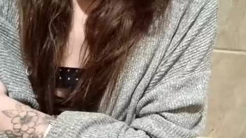 laceywhite01 online show from November 11, 8:47 am