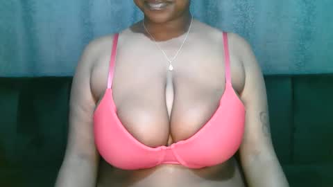 lady_dearra online show from March 10, 3:33 am