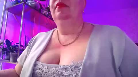 Lady Gloria online show from February 23, 1:41 pm