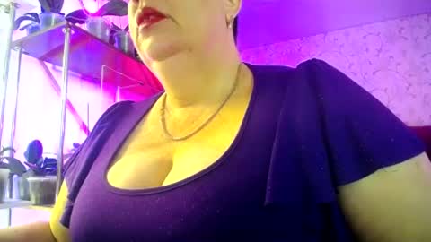 Lady Gloria online show from June 18, 4:57 am