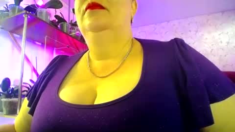 Lady Gloria online show from June 28, 6:41 am