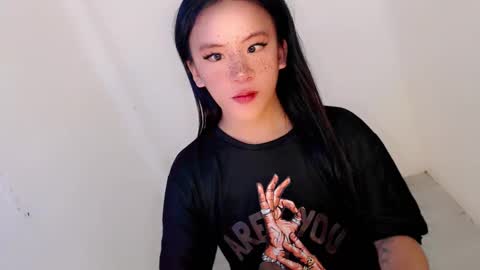    online show from March 6, 2:41 am