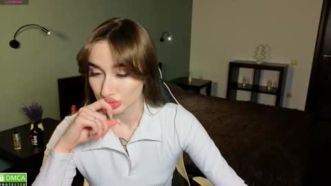 Snapshot of lady_luck18 chatting on March 16, 1:22 am Olivia online show from March 16, 1:22 am