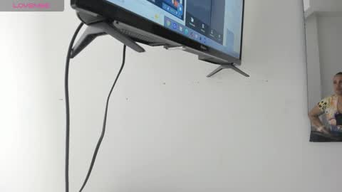 lady_miss___ online show from February 3, 12:43 pm