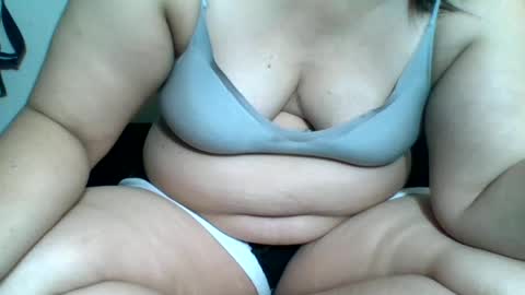 ladybignipples4u online show from August 5, 11:13 am