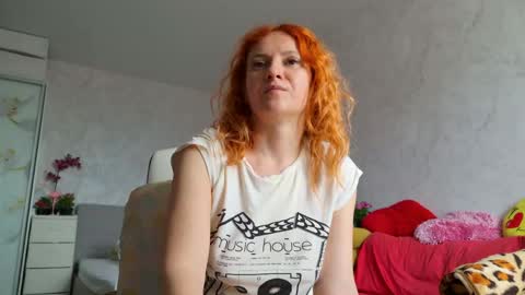 Sima Ladybigsmile online show from May 26, 7:04 am