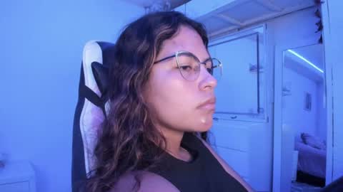  Lady  online show from June 24, 3:27 am