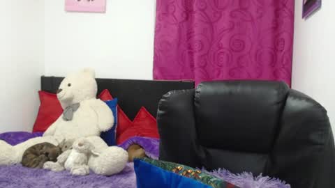 leidy daniela online show from July 8, 3:22 am