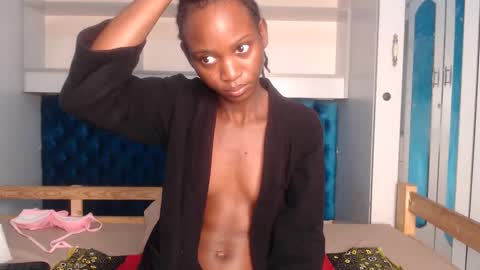 ladydiva69 online show from March 1, 5:20 am