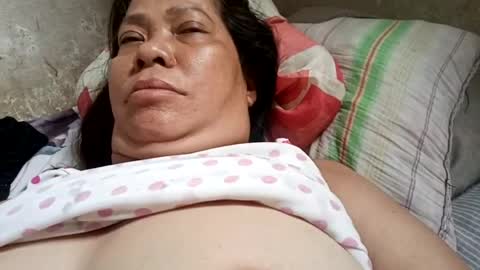 ladyjelyn69 online show from July 8, 1:21 am