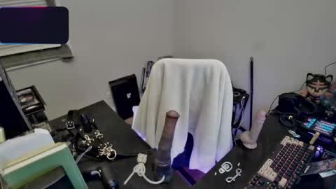 ladymeep online show from February 4, 11:20 pm