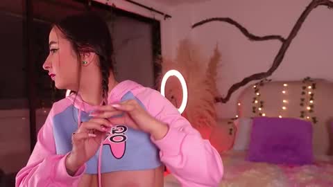 Lady  online show from December 17, 5:13 am