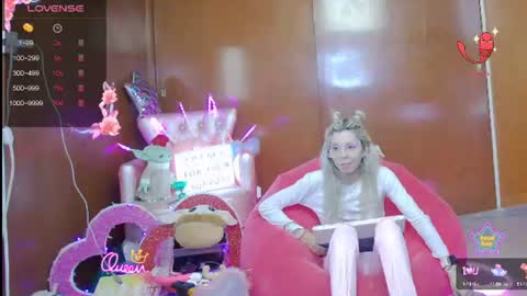 Skinnygirl online show from June 16, 12:46 am