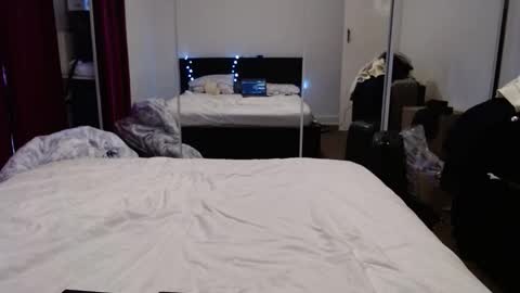 Snapshot of lain1986dd chatting on March 16, 10:52 am Lain online show from March 16, 10:52 am