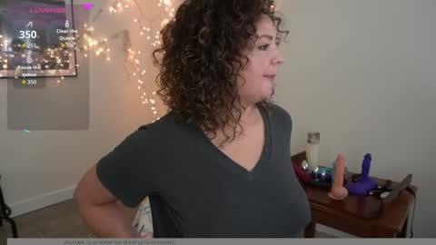 La Marquesa online show from August 9, 5:29 pm
