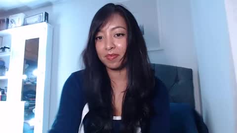 Isabella online show from May 4, 10:50 pm