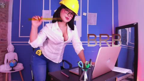  Lana  online show from April 12, 11:15 am