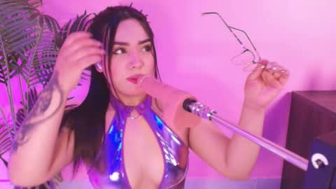 LANA online show from April 11, 4:28 am