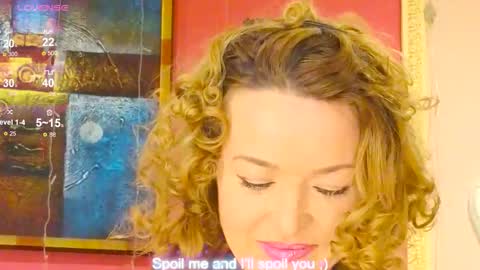 lanavibes online show from December 17, 11:38 am