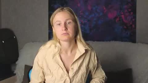 LanaviSmith online show from November 28, 6:05 am