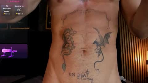 Lancelot Benwick online show from April 17, 10:02 pm