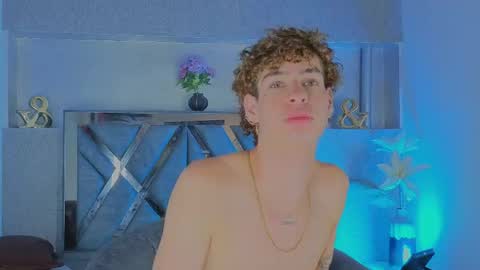 lancelot_grey online show from May 18, 4:07 am