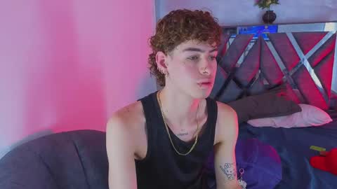 lancelot_grey online show from May 25, 7:31 pm