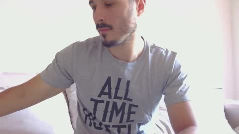 Lanchux18 online show from March 4, 11:38 am