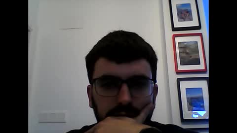 Snapshot of lander920612 chatting on February 11, 9:58 am lander920612 online show from February 11, 9:58 am