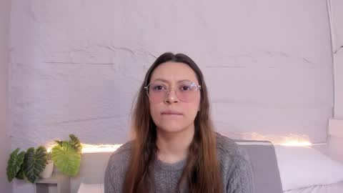 Lanna online show from March 21, 11:37 am