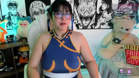 lanna miller     online show from April 14, 9:32 pm