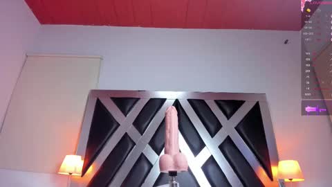 Lanna miley Russo  online show from February 28, 12:31 pm