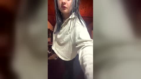 lara3223 online show from March 13, 1:01 am