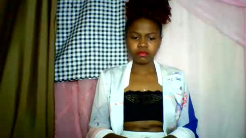 lara_belle online show from June 1, 8:32 pm
