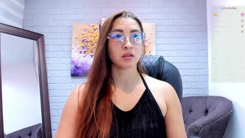 Snapshot of lara_martin chatting on May 21, 7:54 pm 700 200 online show from May 21, 7:54 pm