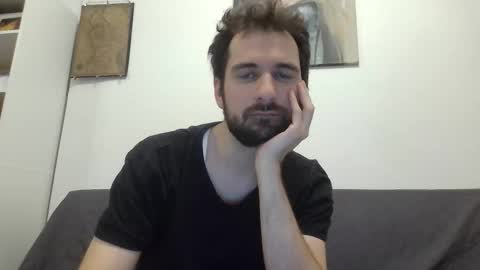 laraaan online show from November 21, 7:56 pm