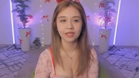 Lara online show from March 19, 8:24 pm