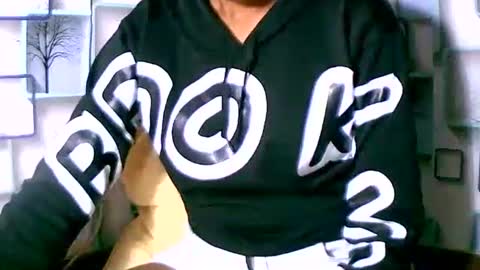 Malala online show from April 7, 11:54 am