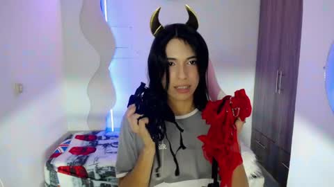 larry online show from April 17, 8:45 pm