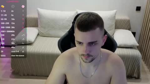 Lars online show from November 19, 8:31 pm